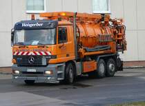 Mercedes Benz Actros 2548 mit Spezialaufbau f�r Kanalsp�lungen am 16.03.2009 in 36088 H�nfeld