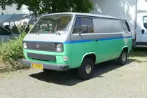 =VW T3 steht auf dem Ausstellungsgelände in Bad Camberg anl. LOTTERMANN-Bullitreffen im Juni 2019