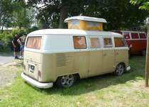=VW T1 steht auf dem Ausstellungsgelände in Bad Camberg anl. LOTTERMANN-Bullitreffen im Juni 2019