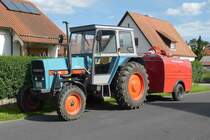 =Eicher 3048 als Zugfahrzeug für den TS-Anhänger der Feuerwehr, gesehen beim Fladunger Sommernachtsfest im Juni 2019