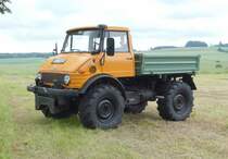 =Unimog 406 ausgestellt bei der Oldtimeraustellung vom Landmännerverein Bermuthshain im Juni 2019