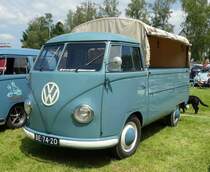 =VW T1 Plane/Pritsche steht auf dem Ausstellungsgelände in Bad Camberg anl. LOTTERMANN-Bullitreffen im Juni 2019