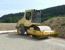 =Bomag steht anl. einer Kanalsanierung im Schlauchliningverfahren in 36100 Petersberg, 07-2019