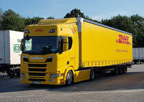 =Scania R450 von DHL rastet an der A 7 im Juni 2019