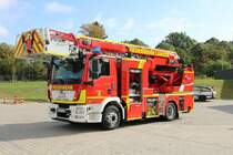 Feuerwehr Langen (Hessen) MAN TGM DLK (23/12) am 03.10.19 beim Tag der offenen Tür 