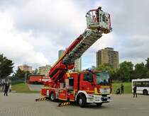 Feuerwehr Langen (Hessen) MAN TGM DLK (23/12) am 03.10.19 beim Tag der offenen Tür 