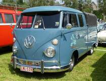 =VW T1 Doppelkabiner mit Pritsche steht auf dem Ausstellungsgelände in Bad Camberg anl. LOTTERMANN-Bullitreffen im Juni 2019