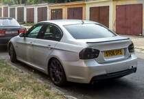 BMW 3er e90, gesehen in Pécs (HU), August 2019.