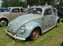 =VW Käfer steht auf dem Ausstellungsgelände in Bad Camberg anl. LOTTERMANN-Bullitreffen im Juni 2019