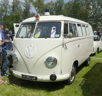 =VW T1 steht auf dem Ausstellungsgelände in Bad Camberg anl. LOTTERMANN-Bullitreffen im Juni 2019