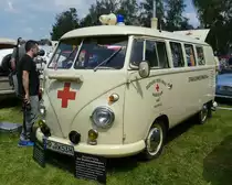 =VW T1, ehemaliges Strahlenmeßfahrzeug des DRK, präsentiert auf dem Ausstellungsgelände in Bad Camberg anl. LOTTERMANN-Bullitreffen im Juni 2019