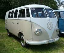 =VW T1 steht auf dem Ausstellungsgelände in Bad Camberg anl. LOTTERMANN-Bullitreffen im Juni 2019