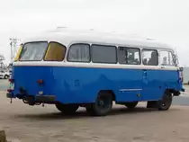 Ein Robur als Wohnmobil im Stadthafen Sassnitz am 19.10.2019