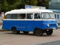 Ein Robur als Wohnmobil im Stadthafen Sassnitz am 19.10.2019