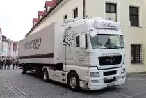 MAN TGX 18.540 Sattelzug eines Schaustellers in Innenstadt von Weiden Oberpfalz 16.11.2019