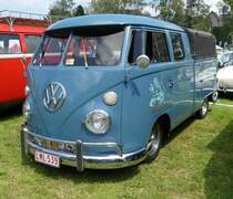 =VW T1 steht auf dem Ausstellungsgelände in Bad Camberg anl. LOTTERMANN-Bullitreffen im Juni 2019