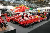 Pöttinger Saatmaschine am 16.11.19 auf der Agritechnica in Hannover
