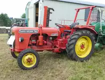 =David Brown 750, ausgestellt bei der Oldtimeraustellung vom Landmännerverein Bermuthshain im Juni 2019
