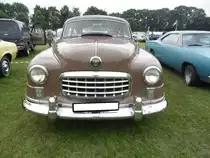 Frontansicht eines 1951´er Nash Ambassador Super aus dem Modelljahr 1951. Oldtimertreffen Melderslo/NL zu Pfingsten 2017.