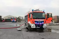 Feuerwehr Kleinostheim MAN TGM TLF3000 (Florian Kleinostheim 21/1) und MAN TGM HLF20 (Florian Kleinostheim 40/1) bei der Jahresabschlussübung am 24.11.19 