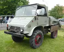 =Unimog 411, ausgestellt bei der Oldtimeraustellung vom Landmännerverein Bermuthshain im Juni 2019