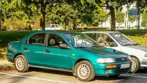 Mazda 323, fotografiert in August, 2019. Standort: Pécs (HU)