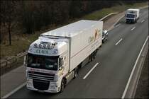 CLAUS FRISCHES GEFL�GEL: DAF XF105.460  SuperSpaceCab  von CLAUS Frisches Gefl�gel aus Westerstede/Niedersachsen ist durch das Sauerland unterwegs. Claus Gefl�gel ist ein Familienunternehmen und beliefert Industrie und Gro�h�ndler. Leider sind die Fahrzeuge nicht oft im Sauerland anzutreffen...