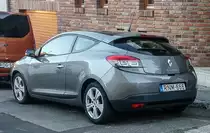 Rückansicht: Renault Mégane III Coupé. Foto: August, 2019 in Pécs (Ungarn).