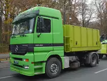 MB ACTROS 1846 KIpper?, Sonderaufbau eines landwirtschaftlichen Betriebes am 26.11.19 Berlin Mitte.