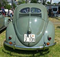 =VW Brezel-Käfer steht auf dem Ausstellungsgelände in Bad Camberg anl. LOTTERMANN-Bullitreffen im Juni 2019