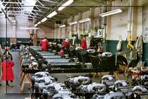 Morgan Factory, hier konnte man bei einer Besichtigung sehen das noch �berwiegend alles in Handarbeit hergestellt wird. Fand ich sehr eindrucksvoll