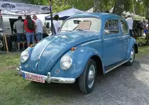 =VW Käfer steht auf dem Ausstellungsgelände in Bad Camberg anl. LOTTERMANN-Bullitreffen im Juni 2019
