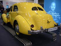 Heckansicht eines Cord 812 Sedan aus dem Jahr 1937. Essen Motor Show am 04.12.2019.