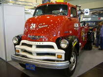 Chevrolet COE (C abine o ver e ngine) 5700 Wrecker aus dem Jahr 1954. Essen Motor Show am 04.12.2019.