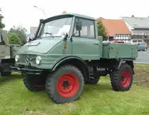 =Unimog 421, Bj. 1966, 40 PS, ausgestellt bei der Oldtimeraustellung vom Landmännerverein Bermuthshain im Juni 2019