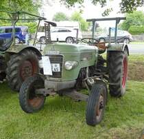 =Fendt Farmer 2, ausgestellt bei der Oldtimeraustellung vom Landmännerverein Bermuthshain im Juni 2019