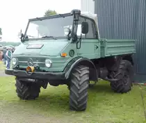 =Unimog 406, ausgestellt bei der Oldtimeraustellung vom Landmännerverein Bermuthshain im Juni 2019