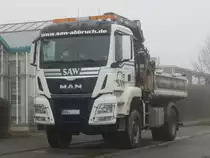 MAN Pritsche mit Kipper im Gewerbegebiet Sassnitz am 01.12.2019