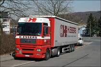 MAN TGA 18.410(?) XXL der belgischen H.ESSERS Gruppe aus Genk. Die ESSERS-Gruppe setzt rund 550 Fahrzeuge ein und wurde im Jahr 1928 gegr�ndet und besitzt 26 Niederlassungen in 12 L�ndern.