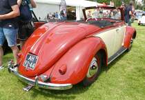 =Hebmüller-Käfer aus den Niederlanden steht auf dem Ausstellungsgelände in Bad Camberg anl. LOTTERMANN-Bullitreffen im Juni 2019