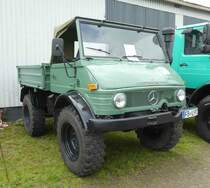 =Unimog, ausgestellt bei der Oldtimeraustellung vom Landmännerverein Bermuthshain im Juni 2019