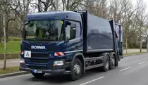 SCANIA P320 Müllentsorgungfahrzeug mit FAUN VARIOPRESS Müllpresse am 11.12.19 Berlin Friedrichsfelde.