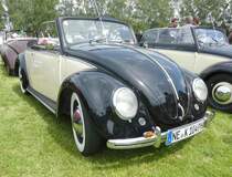 =Hebmüller-Käfer steht auf dem Ausstellungsgelände in Bad Camberg anl. LOTTERMANN-Bullitreffen im Juni 2019