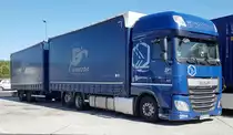=DAF XF-Hängerzug der Spedition DROZDA aus Polen rastet an der A 3, 10-2019