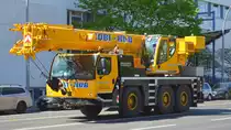 Ein LIEBHERR LTM 1055/1060? Mobilkran der Fa. MOBI-HUB Berlin am 25.04.19 Berlin Prenzl. Berg.