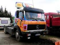 MB1422 Zugmaschine eines Deutschen Zirkus mit phantasievoller Bemalung; 090321