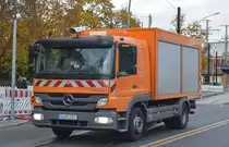 Ein MB ATEGO 1224  mit Sonderaufbau, Funktion/Einsatz? am 07.11.19 Berlin Karlshorst.