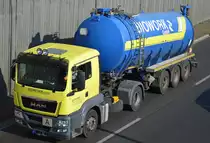 Die Fa. BIOWORK GmbH mit einem Tank-Sattelzug mit MAN TGS 18.440 Zugmaschine am 09.08.19 Berlin Stadtautobahn Höhe Kaiserdamm.