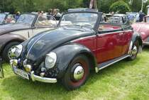 =Hebmüller-Käfer steht auf dem Ausstellungsgelände in Bad Camberg anl. LOTTERMANN-Bullitreffen im Juni 2019