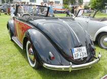 =Hebmüller-Käfer steht auf dem Ausstellungsgelände in Bad Camberg anl. LOTTERMANN-Bullitreffen im Juni 2019